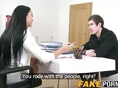 彼の妻は彼のお尻に彼女の夫の堕落を引き裂 ...