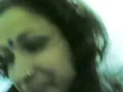 喉の中のディック アダルト 動画 女性  ...