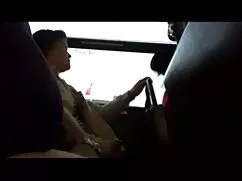 黒人のディックは車の中で黒人女性です。  ...