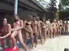私の親友の母 アダルト 動画 女性 専用